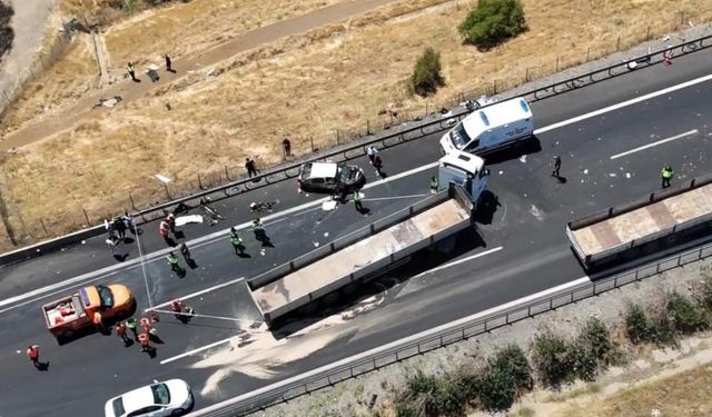 Gaziantep'te 2 kişinin öldüğü zincirleme kaza bölgesi dron ile görüntülendi!
