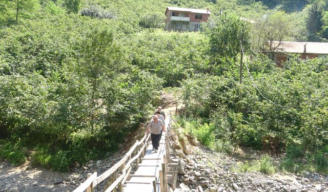 Her kullandıklarında dereye düşme korkusu yaşıyorlar