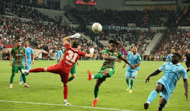 Amed Spor: 3 - Erzurumspor FK: 0 (Maç Özeti)