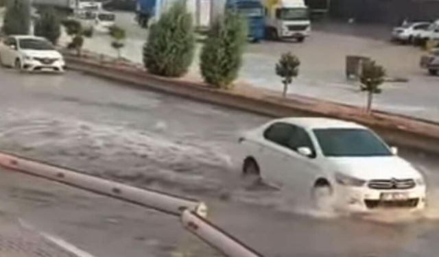 Gaziantep'te sağanak yağış yolları göle çevirdi (VİDEOHABER)