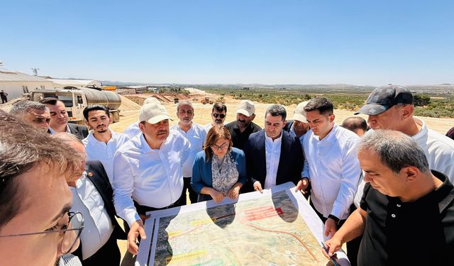 Gaziantep Havalimanına ulaşım kolaylaşacak! Çalışmaları yerinde incelediler…
