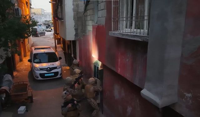 Zehir tacirlerine Gaziantep merkezli operasyon! Binlerce şüpheli gözaltında