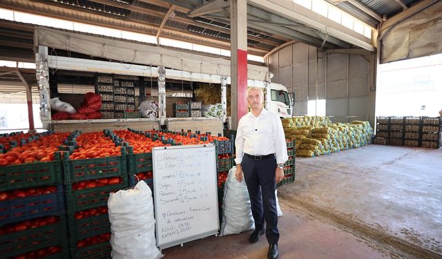 Gaziantep’te “Üreticiden Tüketiciye Tarla Fiyatına” projesine yoğun ilgi!
