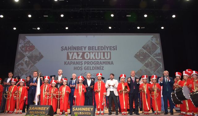 Gaziantep’te mezuniyet coşkusu! “Vatandaşların hayatına dokunuyoruz”