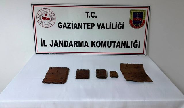 Gaziantep’te tarihi eser kaçakçılarına suçüstü!
