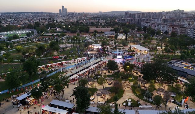 Gaziantep’te yaklaşık 160 bin kişi Hemşehri Dernekleri Festivali’nde buluştu