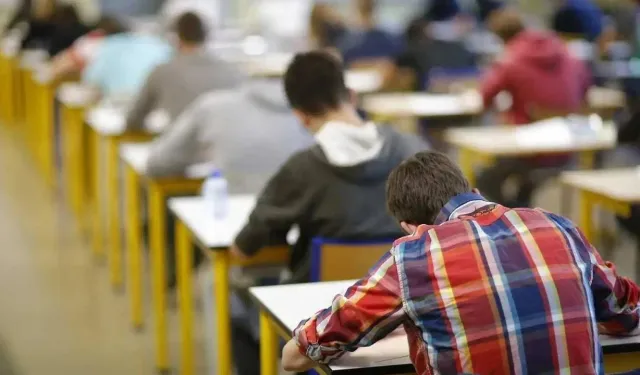 Üniversite adayları bu habere dikkat! YKS tercihleri sona eriyor
