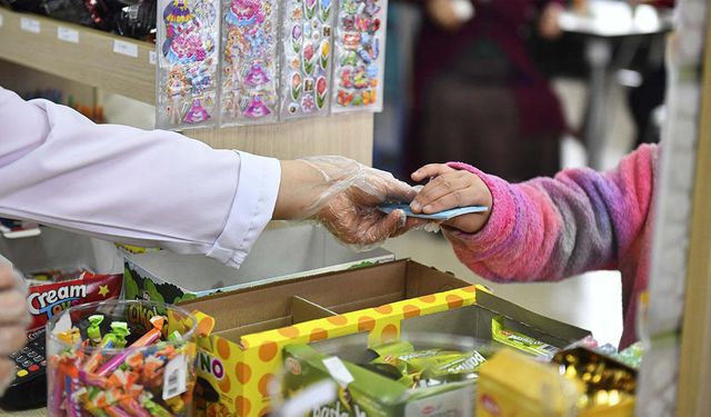 Okul kantinlerinde yeni dönem başlıyor! Okul gıdası logosu hayata geçiriliyor