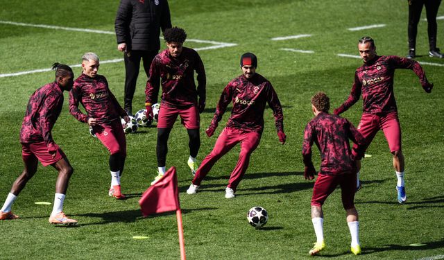 Galatasaray'ın Şampiyonlar Ligi kadrosu belli oldu: Yeni isimler listede!