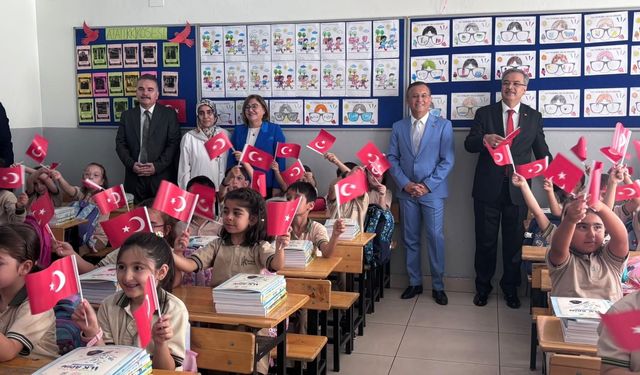 Gaziantep'te 680 bin öğrenci ders başı yaptı