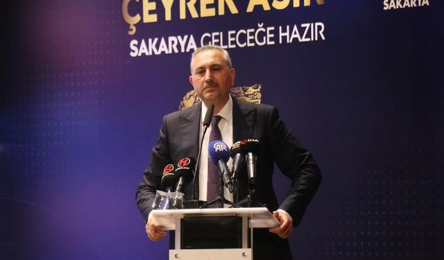 Abdulhamit Gül’den dikkat çeken mesaj: “Yeni Bir Sayfa Açıyoruz”