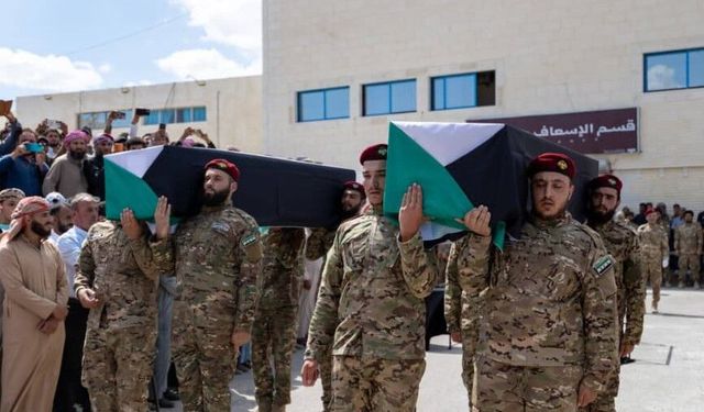 Suriye'de mühimmat deposunda patlama! 11 asker hayatını kaybetti