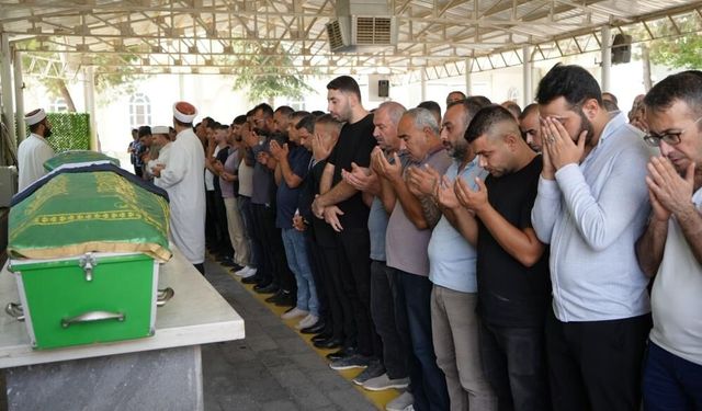 Batan gemide hayatını kaybetmişti! 14 yaşındaki Nisa, Gaziantep’te defnedildi