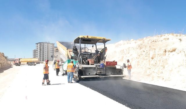 Gaziantep’te yollar kışa hazırlanıyor! 3 mahallede yollar yenilendi