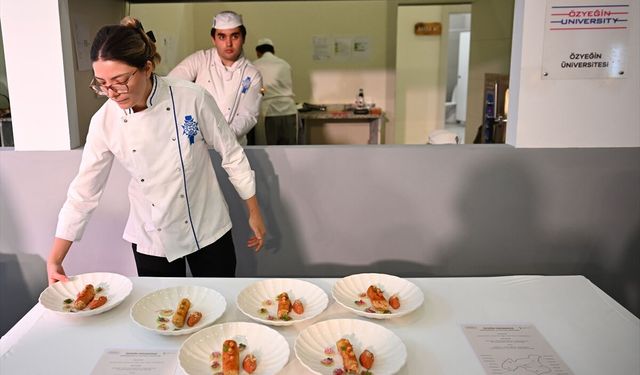 GastroAntep'te üniversite öğrencileri yöresel lezzetleri modern dokunuşlarla yeniden yorumluyor