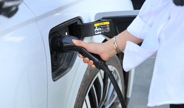 Elektrikli araç sayısında dikkat çeken artış! Türkiye'de 465 bine dayandı