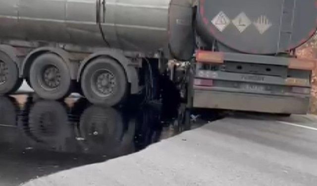 Gaziantep'te 2 tanker çarpıştı: Sürücüler yaralandı