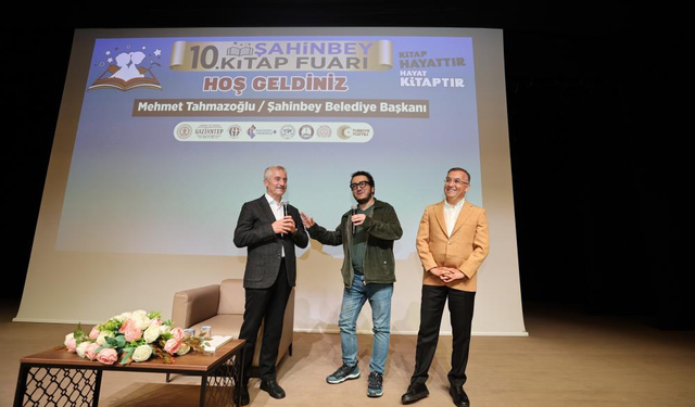 Gaziantep’te renkli anlar! Oytun Erbaş evlilik için Başkan Tahmazoğlu’ndan yardım istedi