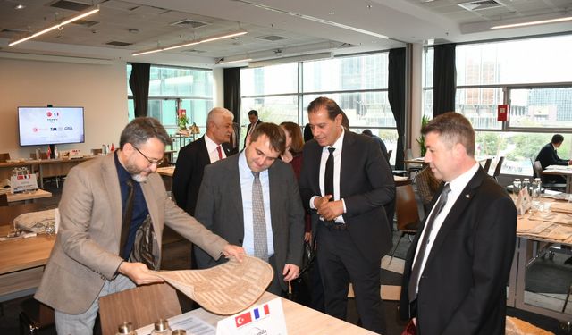 Gaziantepli halıcılar Fransa'da temaslarda bulundu