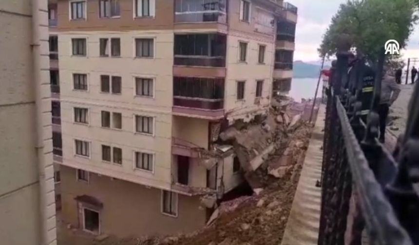 İstinat Duvarının Üzerine Devrildiği Apartmandaki 2 Kişi Yaralandı!