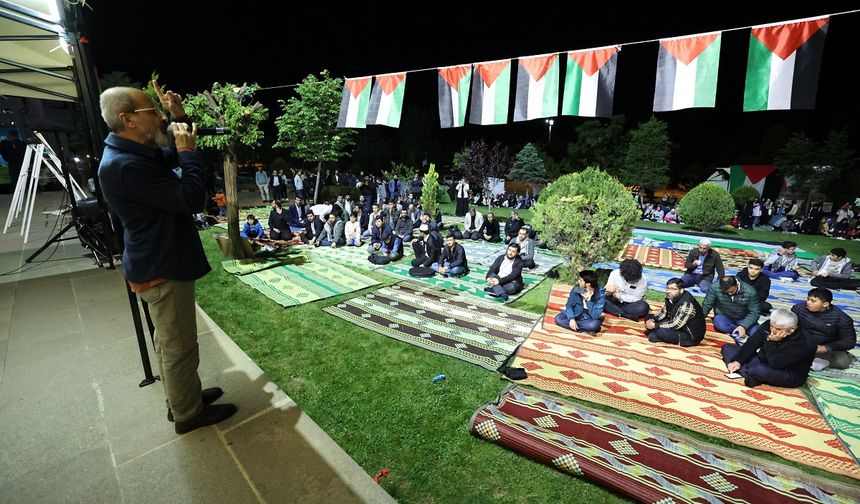 GİBTÜ Öğrencilerinden Gazze'ye Destek İçin "Çadır Nöbeti"