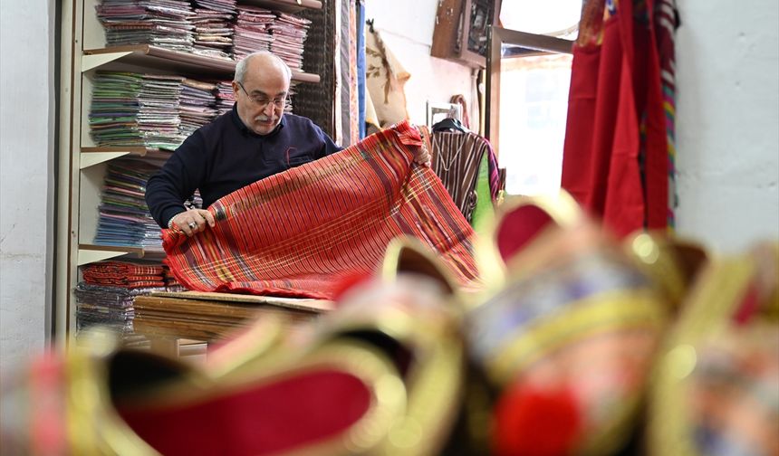 Gaziantepli kutnu dokuma ustası "Yaşayan İnsan Hazinesi" olmaktan gurur duyuyor