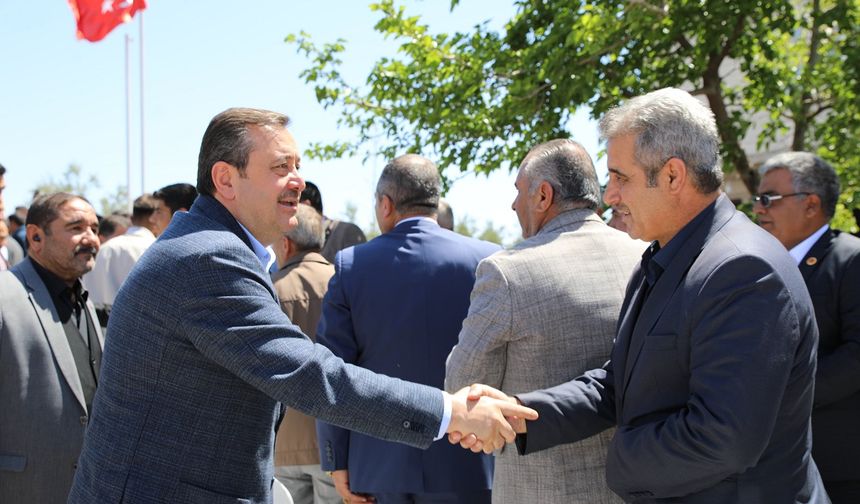 Birlik için, vefa için, millet için sahadayız