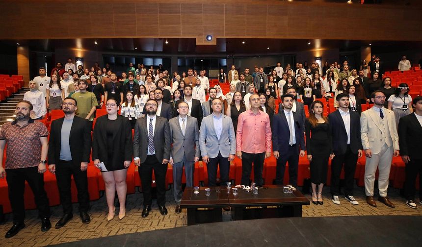 Gaziantep Üniversitesi'nde Kariyer Zirvesi