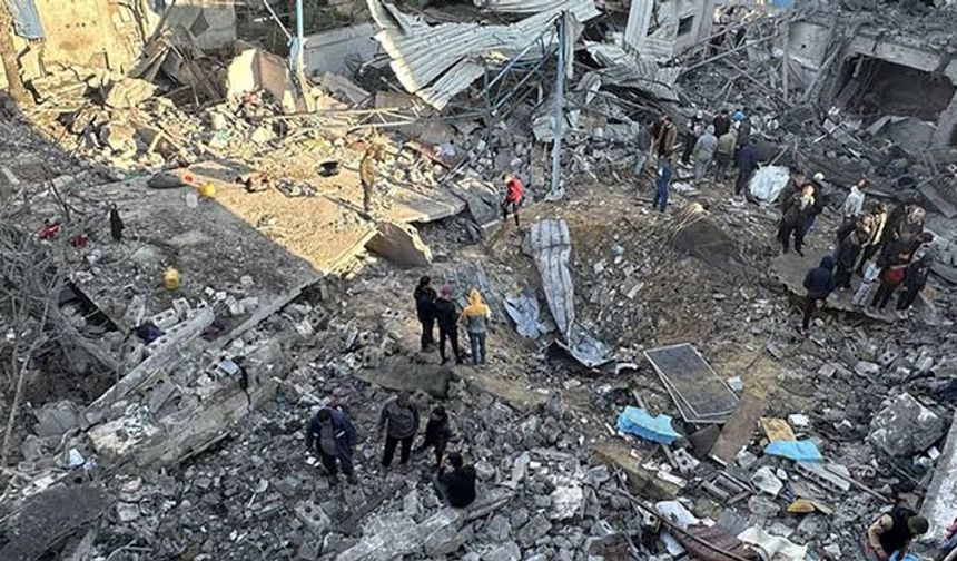 Gazze'de can kaybı 52 bin 314'e yükseldi