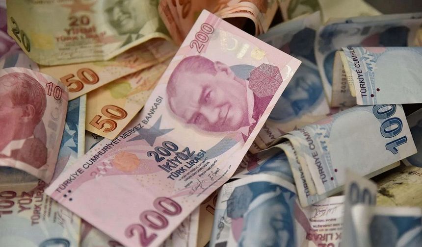 Emeklilere Bayram Öncesi Destek: Maaşlara Ek Ödeme Yolda!