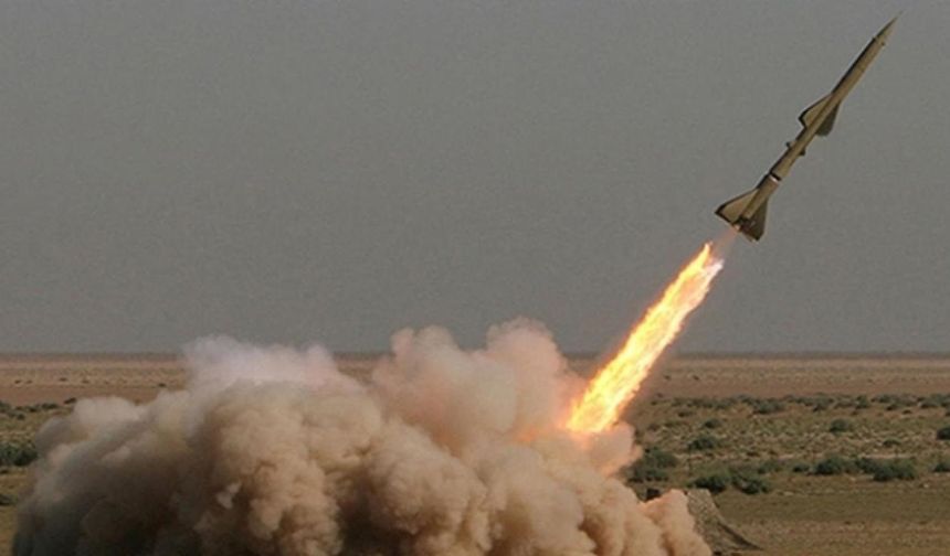 İsrail'den Yemen'deki Hudeyde Limanı'na saldırı