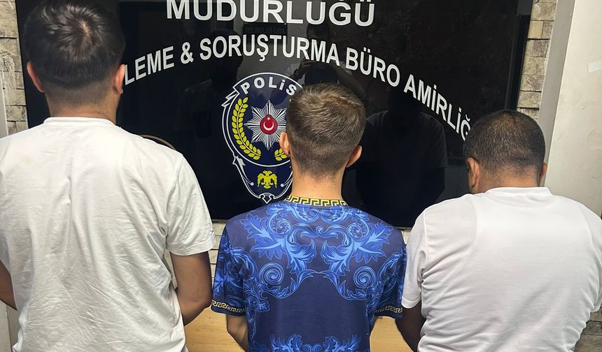 Gaziantep’te emniyetten 3 ikamete baskın