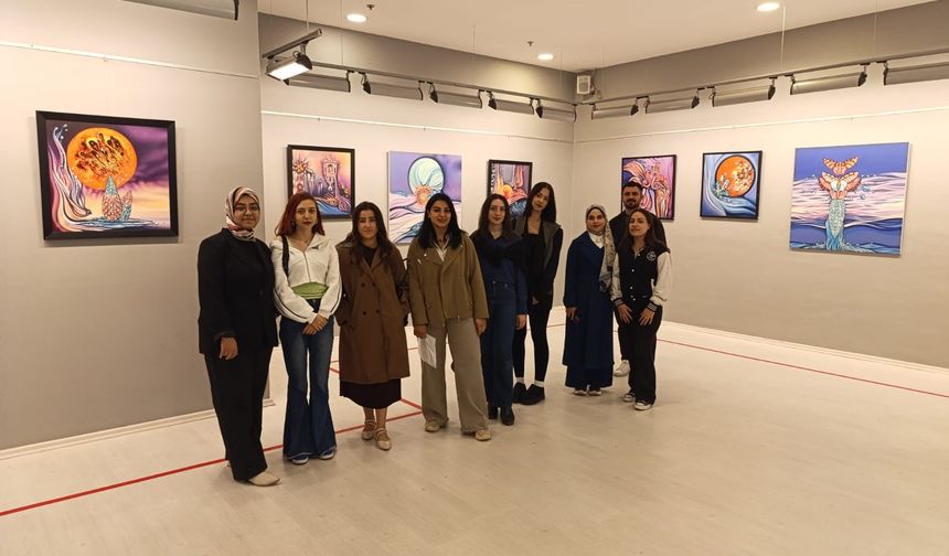 Gaziantep Üniversitesi öğrencilerinden sergi gezisi