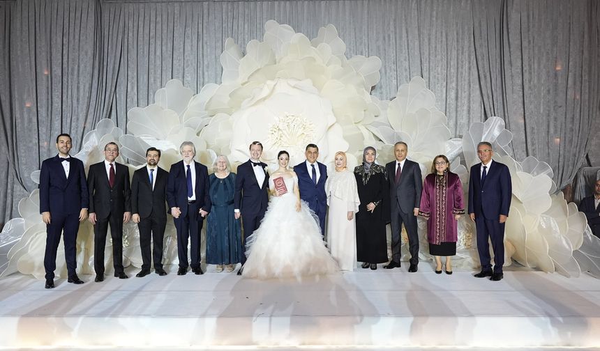 Gaziantep bu düğünde buluştu! Fadıloğlu Ailesinin mutlu günü…