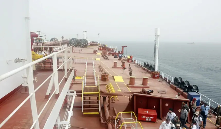 30 bin ton petrokimya ürünü taşıyordu! İran petrol tankerine el koydu…