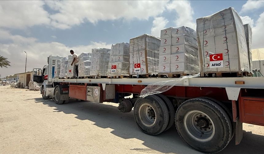 Gazze'nin yaraları sarılıyor! Türkiye, Gazze’ye 102 bin 590 ton insani yardım sevk etti
