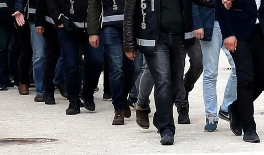 Gaziantep dahil 9 ilde FETÖ operasyonu: Onlarca gözaltı!