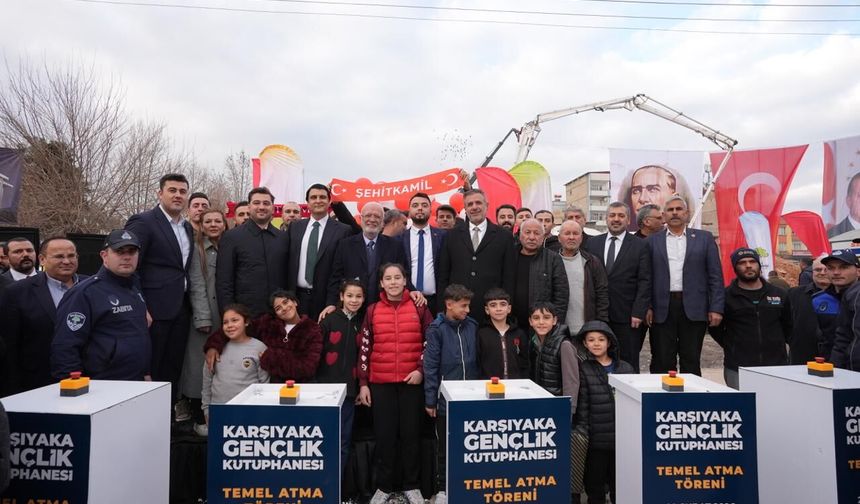 Karşıyaka Gençlik Kütüphanesi’nin temeli atıldı