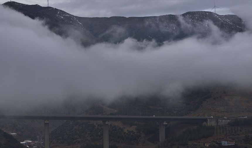 Gaziantep Atatürk Viyadüğü'nde yoğun sis: Yetkililer uyardı!