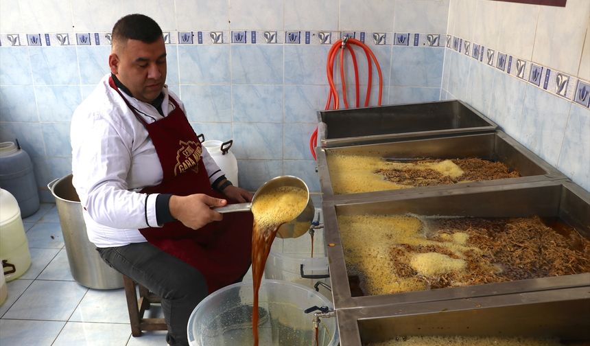 Gazianteplilerin iftar sofralarındaki vazgeçilmez içeceği! “Meyan şerbeti"