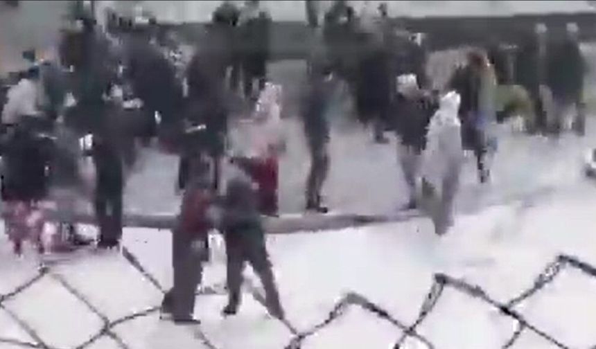 Gaziantep’te ortalık savaş alanına döndü! Cenazede yumruklar havada uçuştu! İşte o anlar…