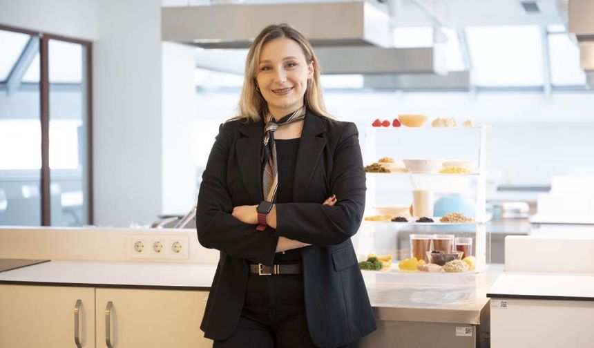 İftarda suyu peş peşe içmeyin! Diyetisyenden Ramazan uyarısı…