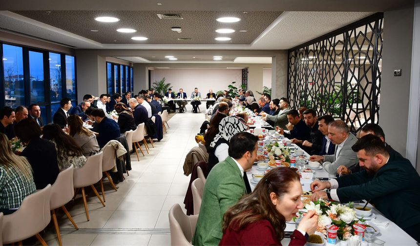Gaziantep sağlık yöneticileri Ramazan sofrasında bir araya geldi! Önemli bir buluşma oldu