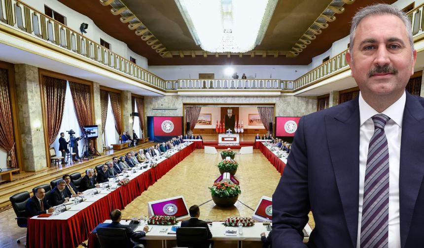 Komisyon çalışmalarını tamamladı! Gül’den kritik Terörsüz Türkiye vurgusu! Silahın gölgesinde huzur olmaz