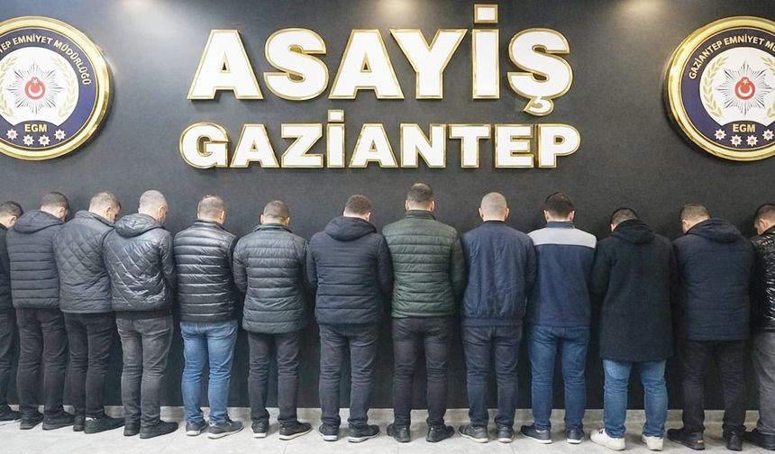 Valilik ‘Gereği Yapıldı’ diyerek duyurdu! Gaziantep’teki silahlı kavgada 16 şüpheli yakalandı