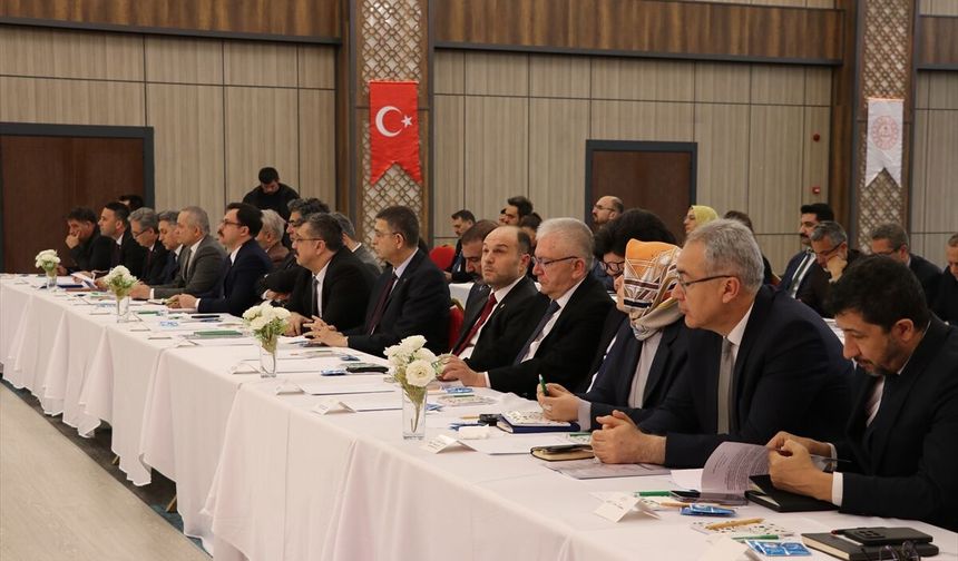 Gaziantep'te "Suça Sürüklenen Çocuklar Değerlendirme Toplantısı" gerçekleştirildi