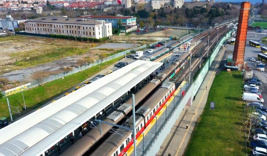 Bayramda yola çıkacaklara müjde! Köprü, otoyollar ve toplu taşıma ücretsiz olacak