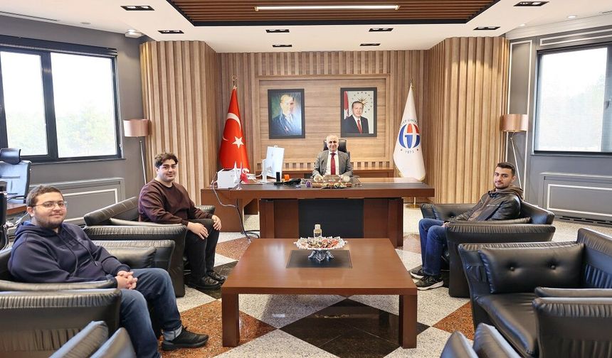 GAÜN Rektörü Doğan Lübnanlı öğrencilerle bir araya geldi