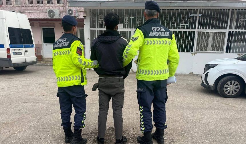 Gaziantep’te göçmen kaçakçılarına operasyon