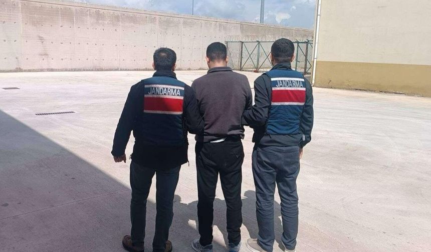 Gaziantep JASAT’tan şok operasyon! Saklandığı adreste yakalandı...